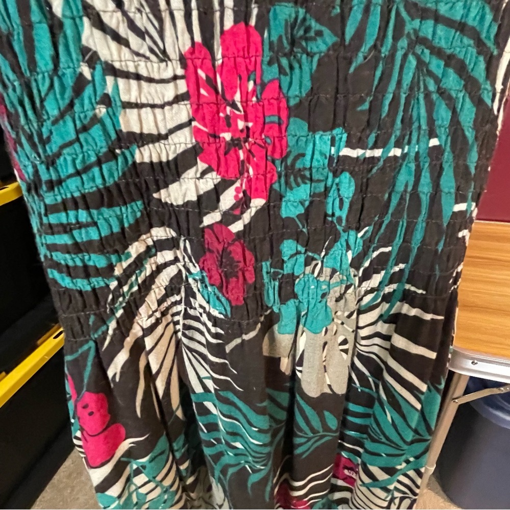 Croft & Barrow Teal and Red Tropical Dress - Picture 8 of 8